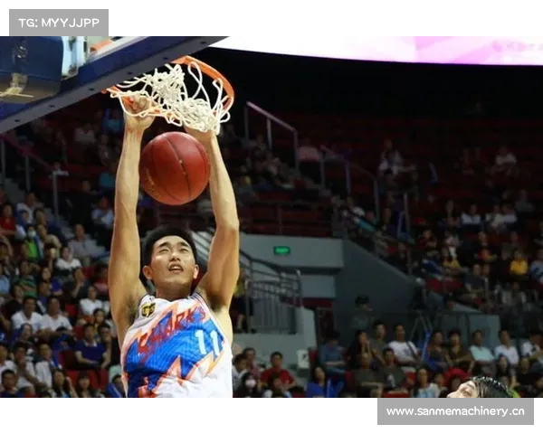 上海男篮吴冠希左脚旧伤复发