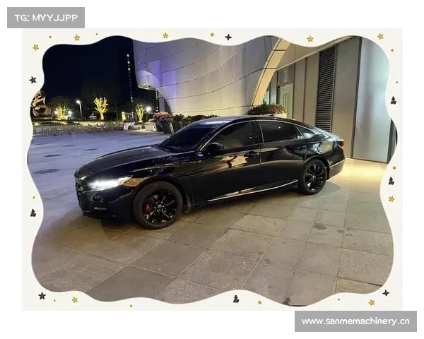 人们都吐槽雅阁尾灯丑,这个样式是目前见过最顺眼的修改方案 人们都吐槽雅阁尾灯丑,这个样式是目前见过最顺眼的修改方案